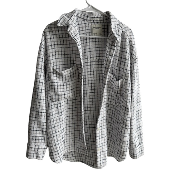 Abercrombie & Fitch White and Black Checkered Shirt - Picture 1 of 5